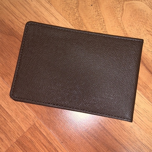 Authentic Louis Vuitton Taiga Leather ID / Card Holder - Picture 6 of 9